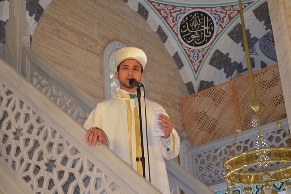 Cuma hutbesinde yılbaşı ve piyango uyarısı