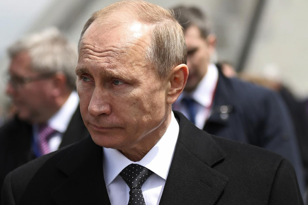 Putin, hiçbir ABD'li diplomatı sınır dışı etmeyecek