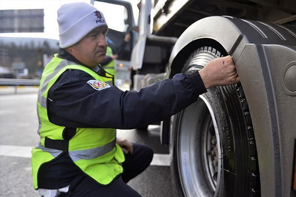 Zorunlu kış lastiğinde zamlı tarife başlıyor