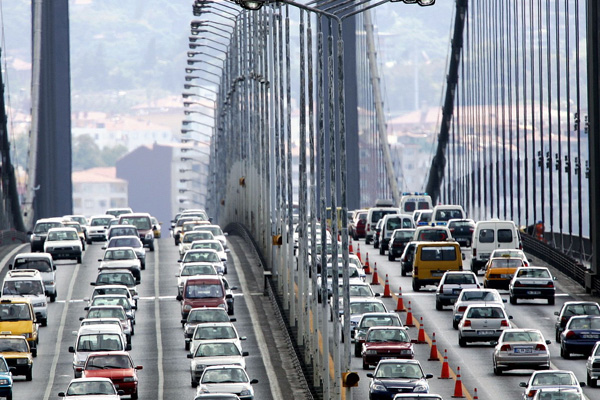 Otoyol ve Boğaz Köprülerine zam