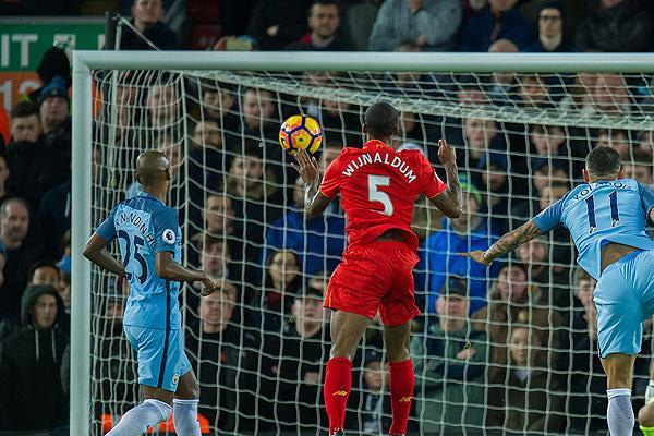 Liverpool, Manchester City'yi tek golle geçti