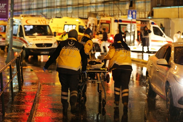 İstanbul'daki terör saldırısı 'Bataclan' ve 'Orlando'yu hatırlattı