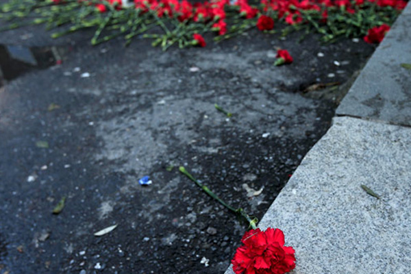 'Reina saldırısına en güzel yanıt, Türkiye'de tatil!'