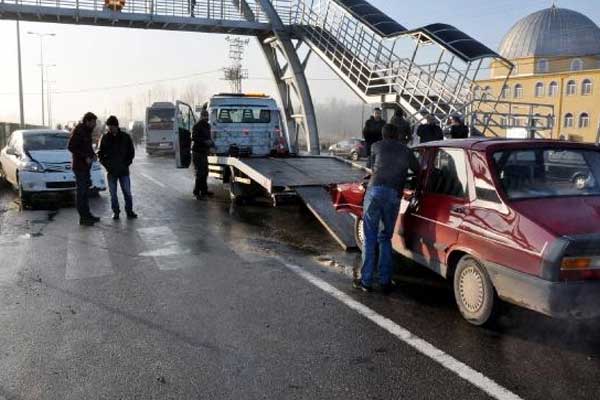 Bartın'da 19 araç birbirine girdi