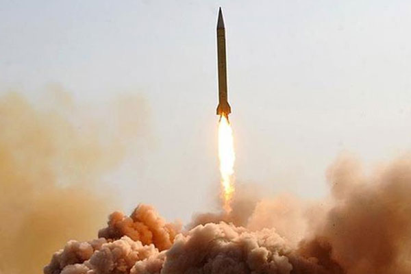 Hindistan uzun menzilli füze denedi