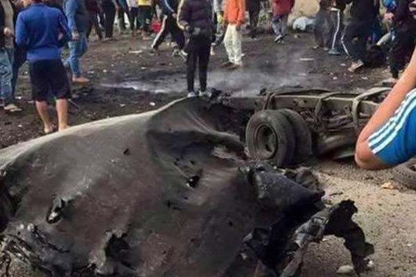 Bağdat'ta üç patlama: 52 ölü