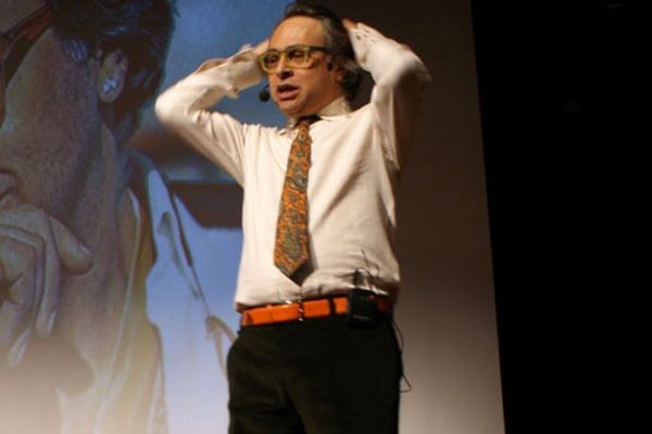 Türkiye'ye gelen Barbaros Şansal'a gözaltı