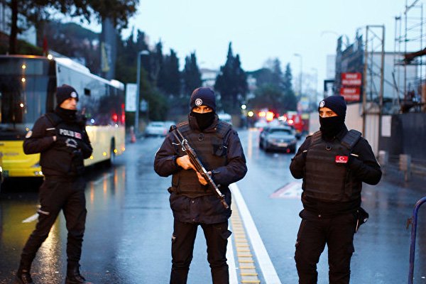 Reina saldırganı çift şarjörü birbirine bantlamış