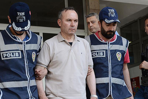 Darbeci general 'komutanım başaramadık' demiş