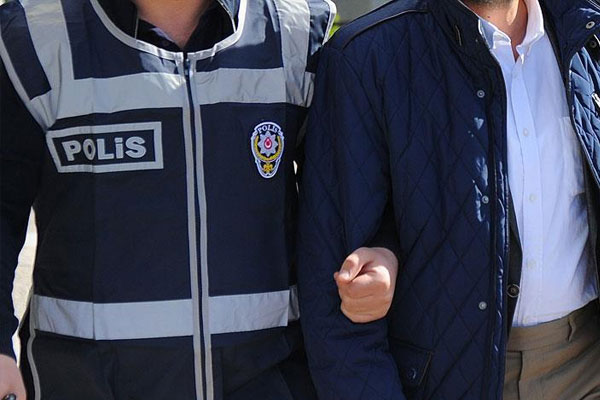 Sosyal medyada PKK propagandasına 12 gözaltı