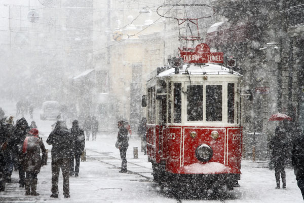 İstanbul ve Ankara'ya yeniden kar geliyor