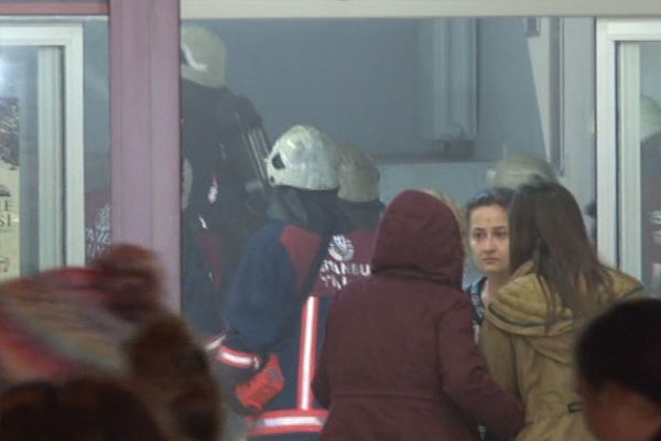 İstanbul'da kız öğrenci yurdunda yangın