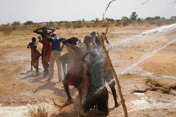 '5 milyondan fazla insan temiz suya ulaşamıyor'