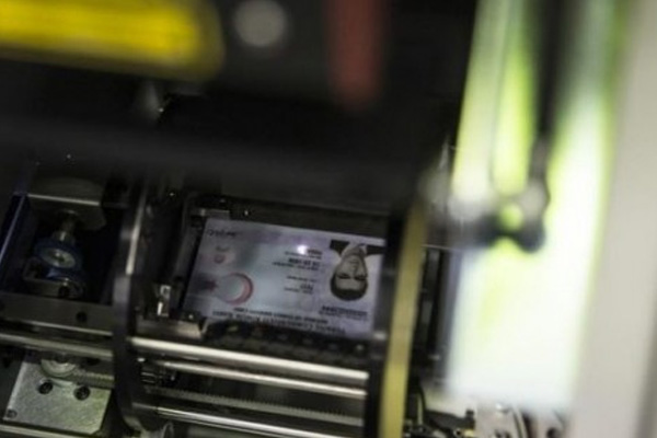 Yeni kimlik kartlarını nasıl alacaksınız?