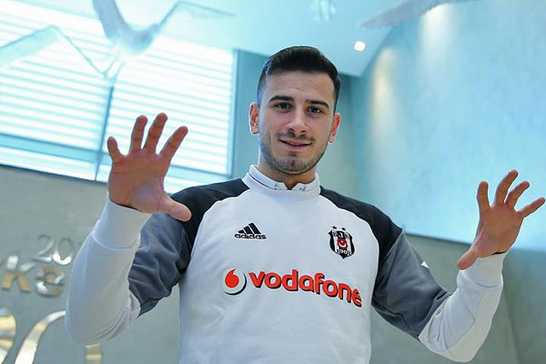 'Beşiktaş'tan başka takımda oynamam'