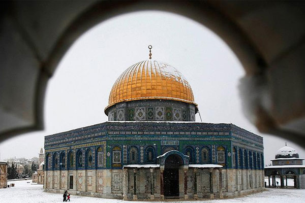 Mescid-i Aksa'da 97 batılı Müslüman oldu