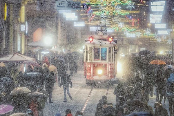 Meteoroloji İstanbul'da kar yağışı için saat verdi