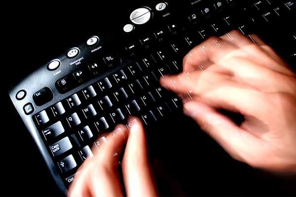 Sosyal medyadan Cumhurbaşkanına hakarete gözaltı