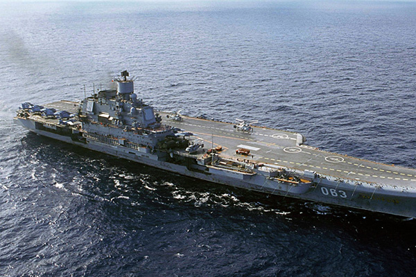 Rus uçak gemisi Amiral Kuznetsov, Suriye'den ayrılıyor