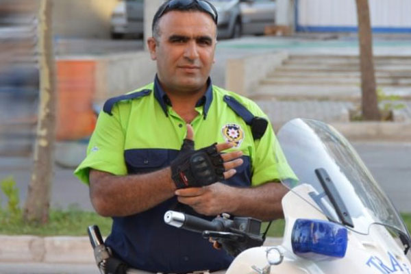 'Kahraman polis' sosyal medyanın gündemine oturdu