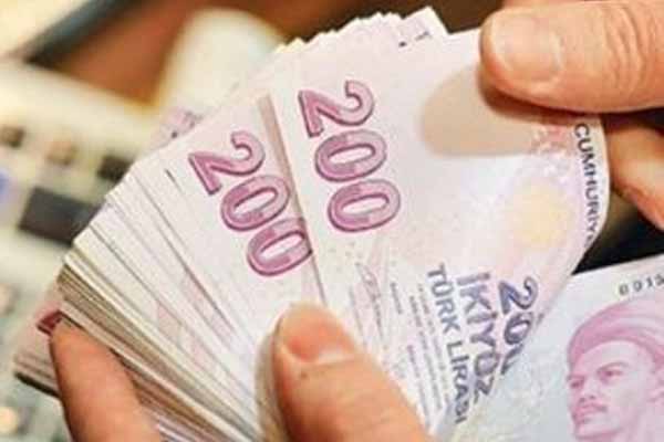 Babaanneye maaş müjdesi Eylül'e kaldı