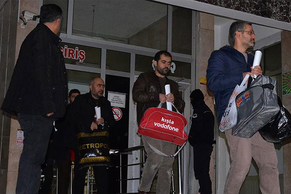 FETÖ operasyonunda 26 tutuklama