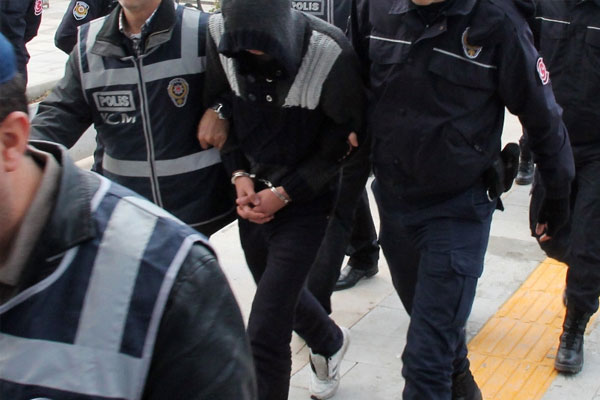 Erzurum’da FETÖ operasyonu: 21 gözaltı
