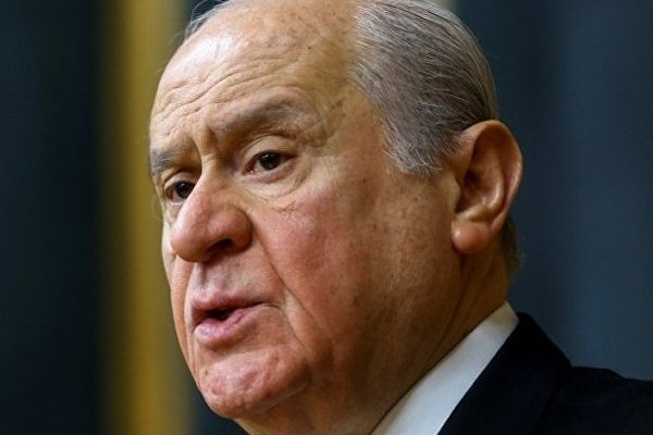 Bahçeli'den anayasa oylamasına ilişkin ilk açıklama