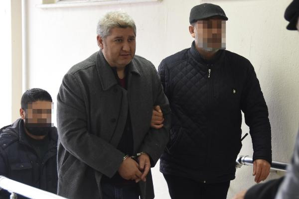 Eski polis müdürüne FETÖ gözaltısı