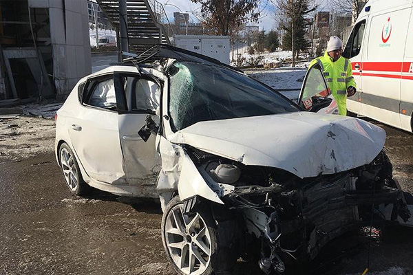 Hava şartları Başkent trafiğini zora soktu