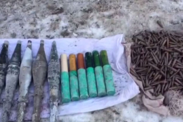 Hakkari’de silah ve mühimmat ele geçirildi