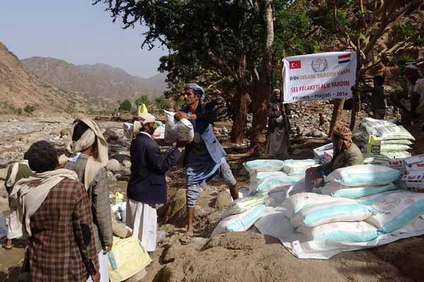 Yemen’de 550 bin kişiye yardım ulaştırıldı