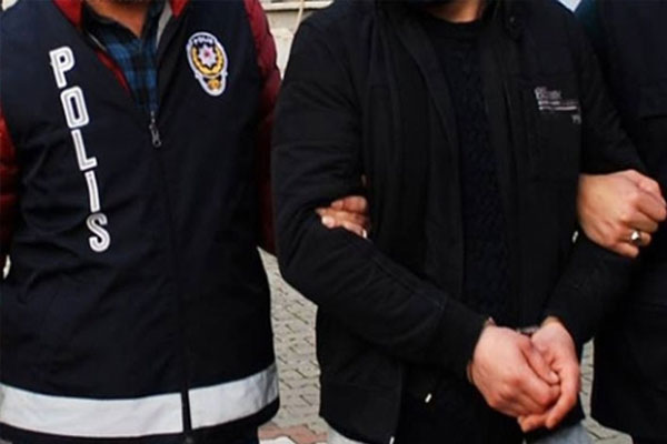 25 emniyet mensubu FETÖ’den gözaltında