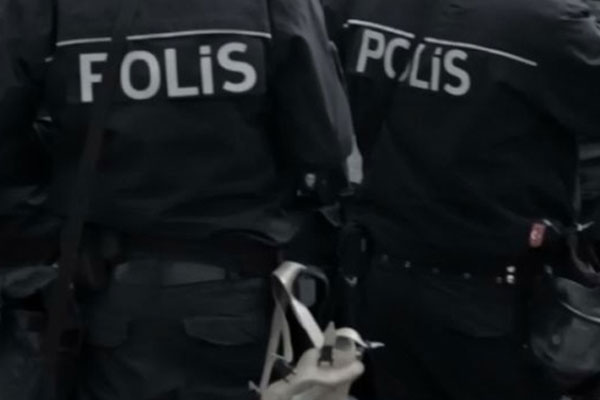 Gaziantep'te 35 polis gözaltına alındı