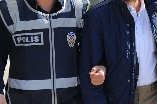 HDP İlçe Eş Başkanları tutuklandı