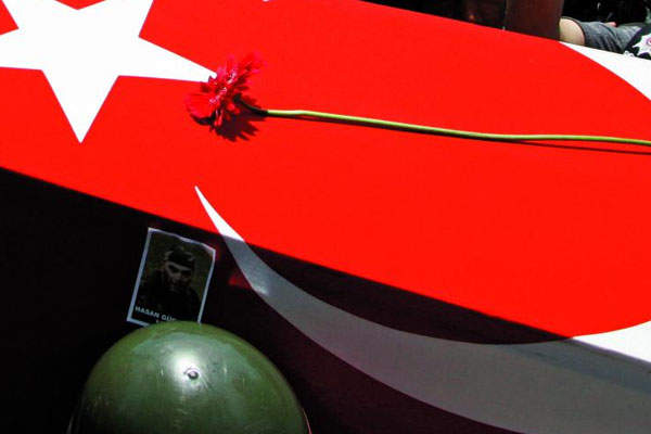 Bitlis'ten acı haber: 2 şehit