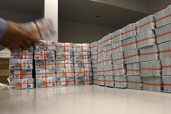 'Değer kaybeden sadece TL değil'