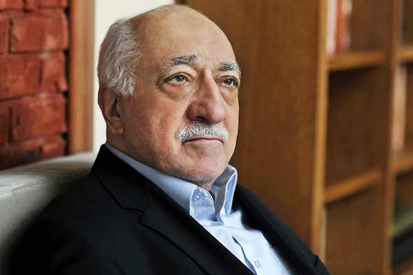 ABD'li Cumhuriyetçi politikacıdan FETÖ uyarısı