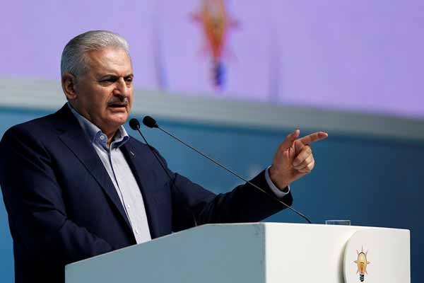 Başbakan: Anayasa değişikliği darbecilerin sonunu getirecek