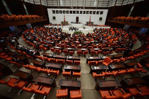 CHP'li vekil: Ak Parti'ye hak veriyorum