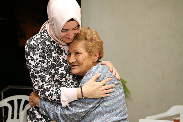 Huzurevlerinde 19 bin 818 kişi kalıyor