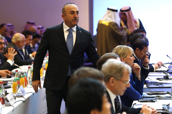 Çavuşoğlu'ndan İsrail-Filistin açıklaması: Kalıcı ve kapsamlı barış...