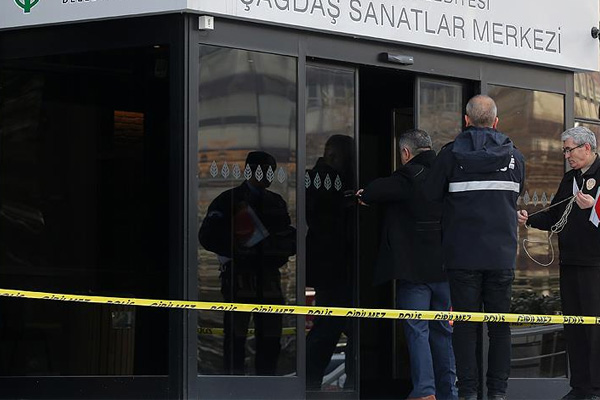 Karlov'un katili kimsesizler mezarlığına gömüldü