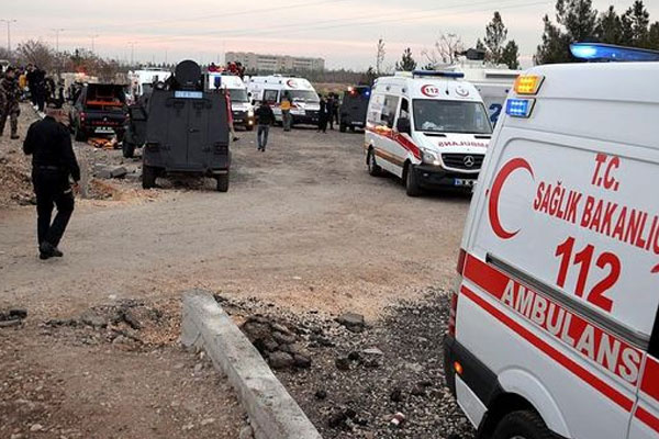 Diyarbakır saldırısında 3 kişi gözaltında