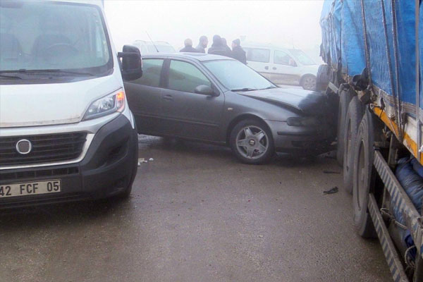 Konya'da 32 araçlık zincirleme kaza