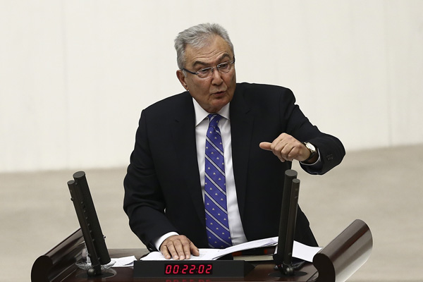 Baykal'dan anayasa açıklaması