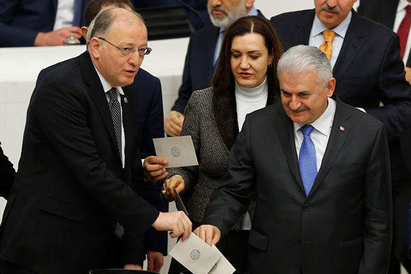 Binali Yıldırım: Başkanlık döneminde MHP'li bakanlar atanabilir