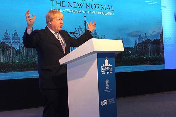 Hollande'a 'Brexit cezası' suçlaması