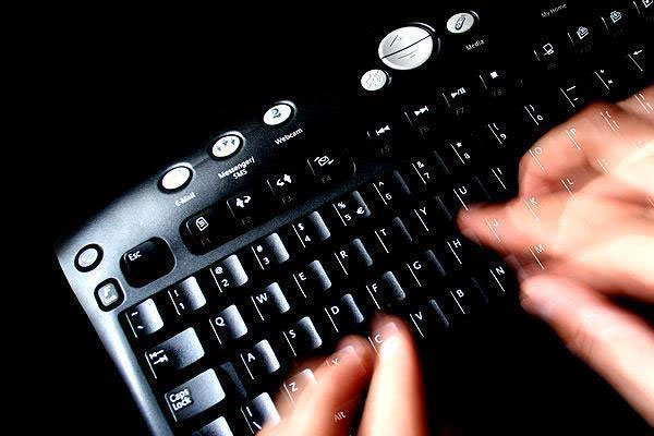 Sosyal medyada PKK propagandasına 8 gözaltı