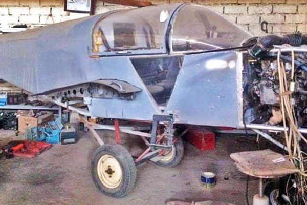 IŞİD'in ürettiği savaş uçağı bulundu